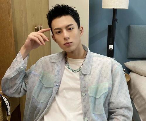 王鹤棣吃瓜发型,解锁时尚新潮流