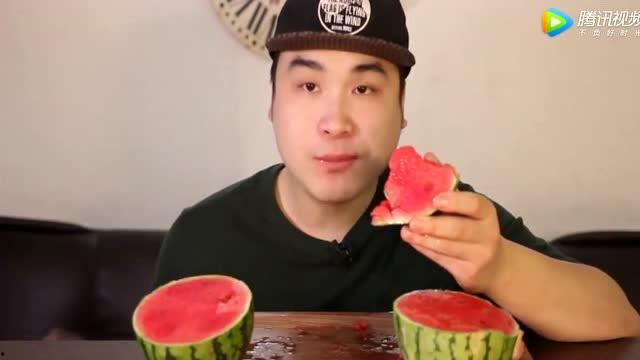 胖哥吃瓜社区,揭秘娱乐圈幕后故事，带你领略明星真实生活