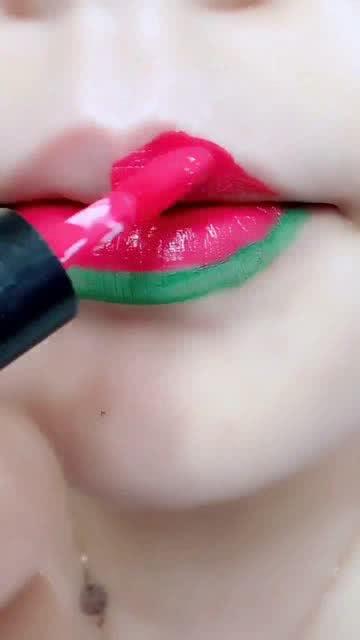 化妆口红吃瓜,揭秘化妆界的甜蜜诱惑与趣味故事
