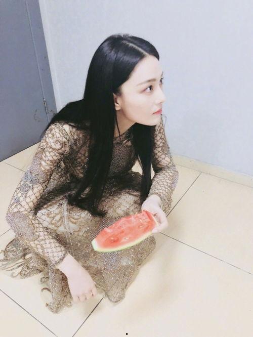 金美娜吃瓜,揭秘娱乐圈幕后真相