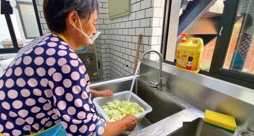 食堂吃瓜事件道歉视频