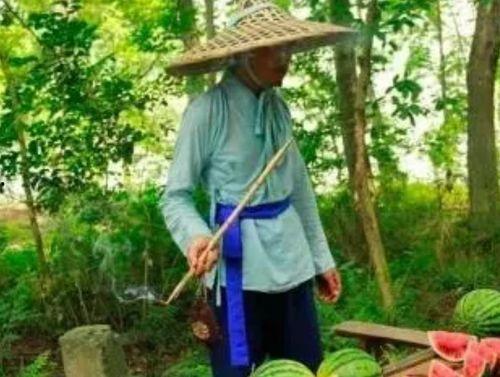 武生院吃瓜长椅