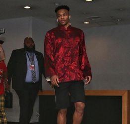 唐装吃瓜视频,揭秘网红美食背后的故事