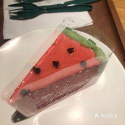 吃小糕吃小瓜,品味小糕小瓜的清新滋味