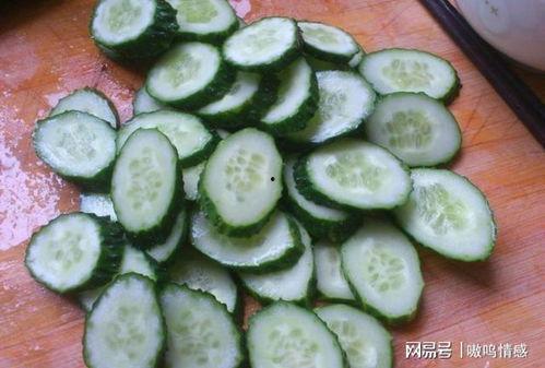 欣欣不吃肉吃瓜,欣欣的素食瓜果生活